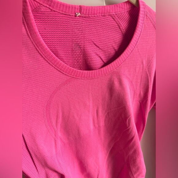 Lululemon Scoop Neck Swiftly Ruched - Picture 4 of 8
